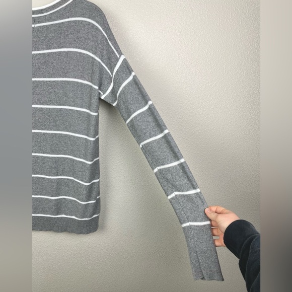 Banana Republic Women's Medium Grey Stripe Filpucci Knit Sweater Cashmere Wool - Picture 16 of 16